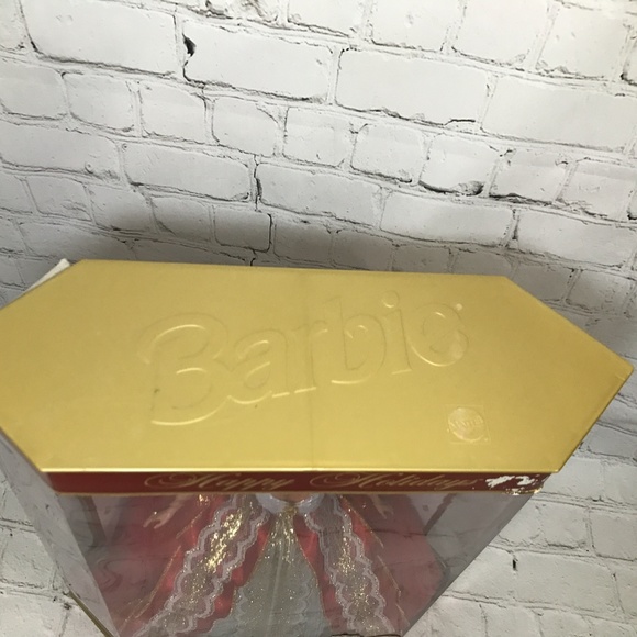 NWT Barbie Happy Holiday 10th Anniversary - Picture 4 of 4